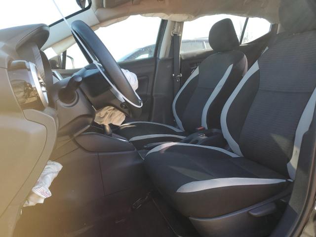  NISSAN VERSA 2020 Чорний