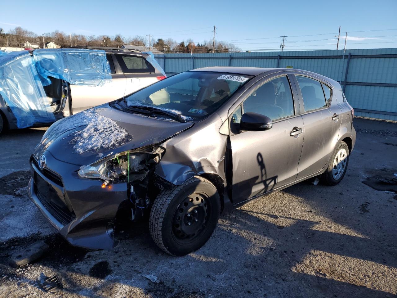 VIN JTDKDTB36G1135316 2016 TOYOTA PRIUS no.1