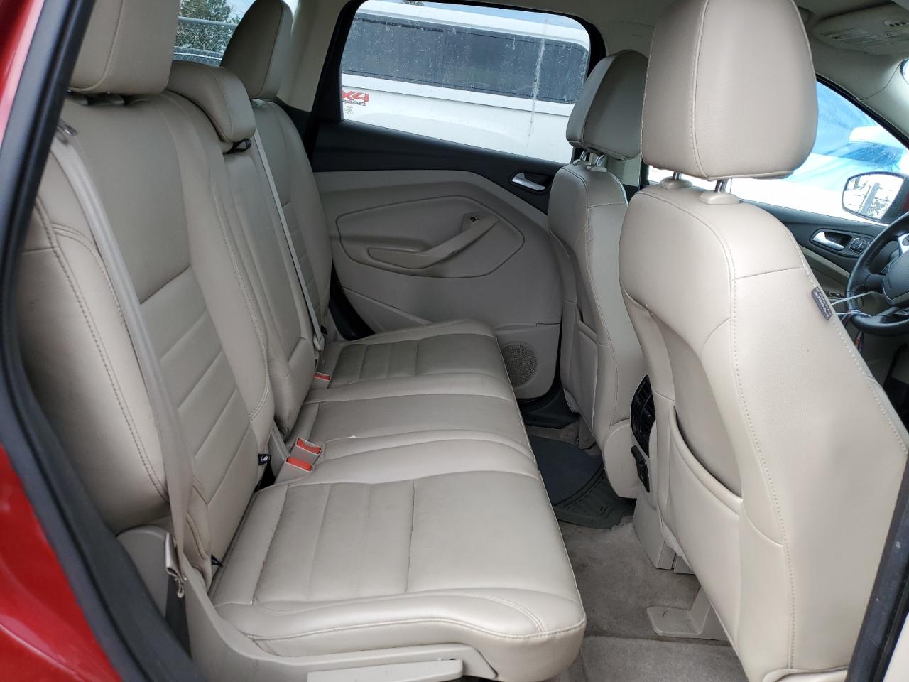 2014 Ford Escape - Image 11