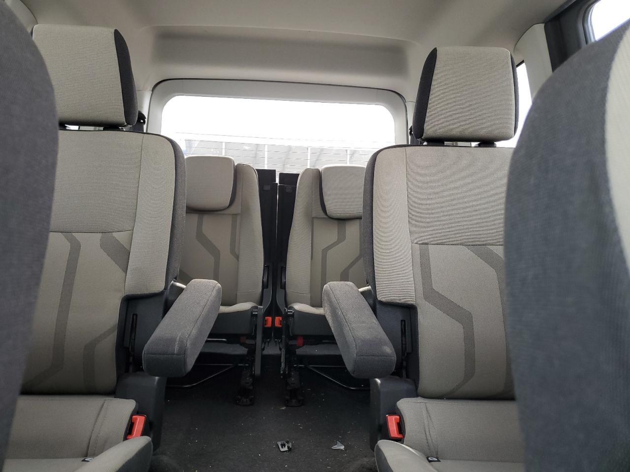 2016 Ford Transit - Image 10
