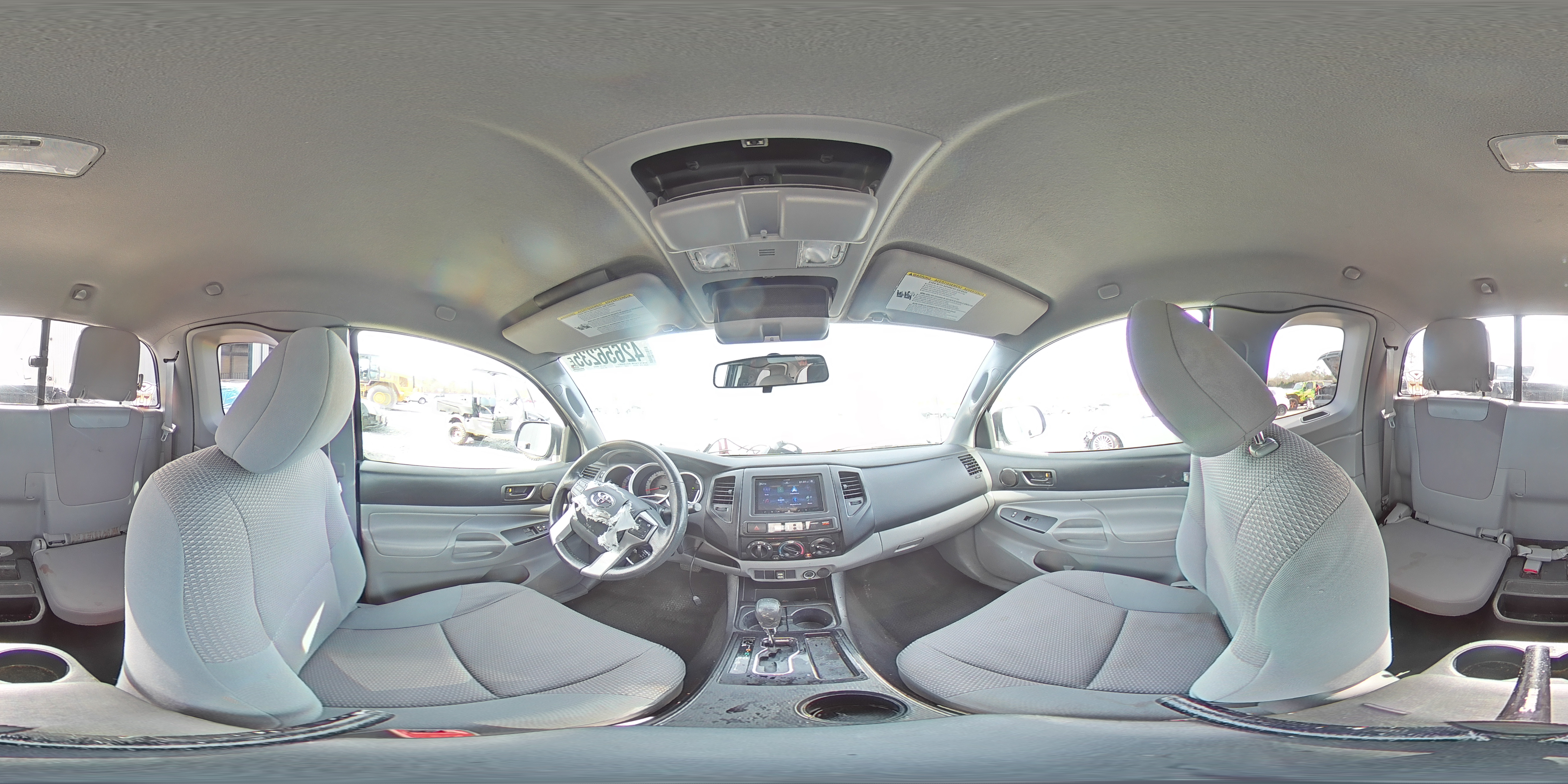 2013 Toyota Tacoma - Image 15