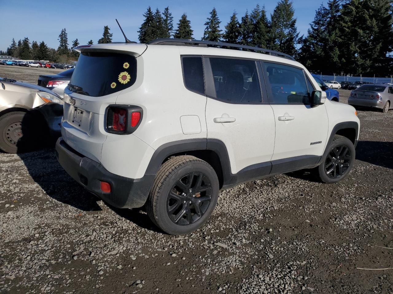 2017 Jeep Renegade - Image 3
