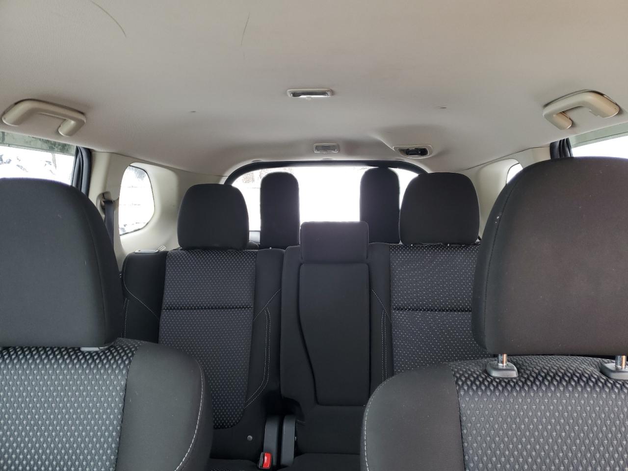 2020 Mitsubishi Outlander - Image 10