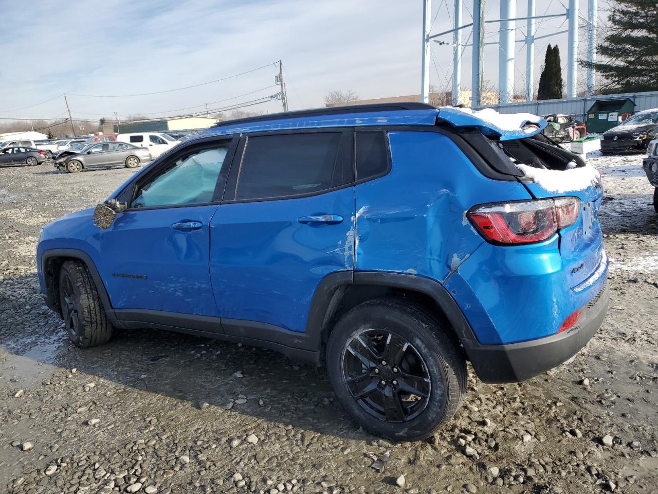 2022 Jeep Compass - Image 2