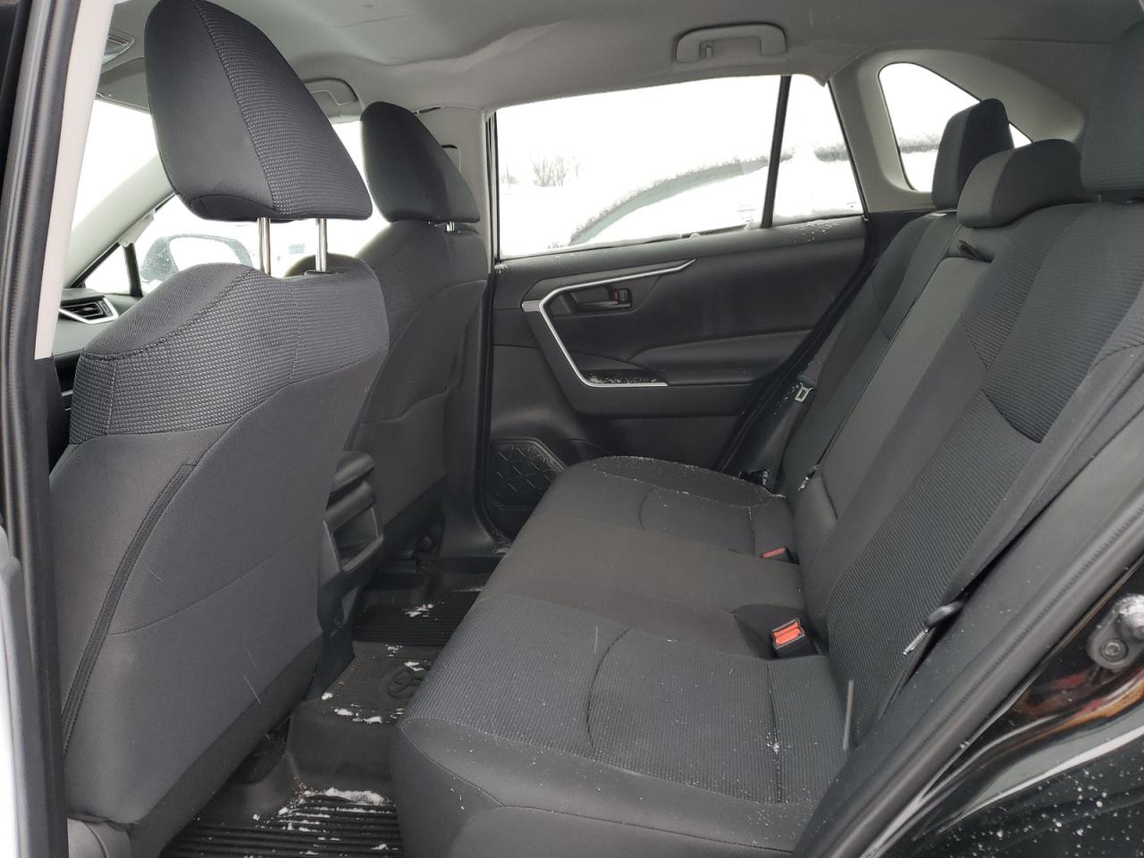 2021 Toyota RAV 4 - Image 11