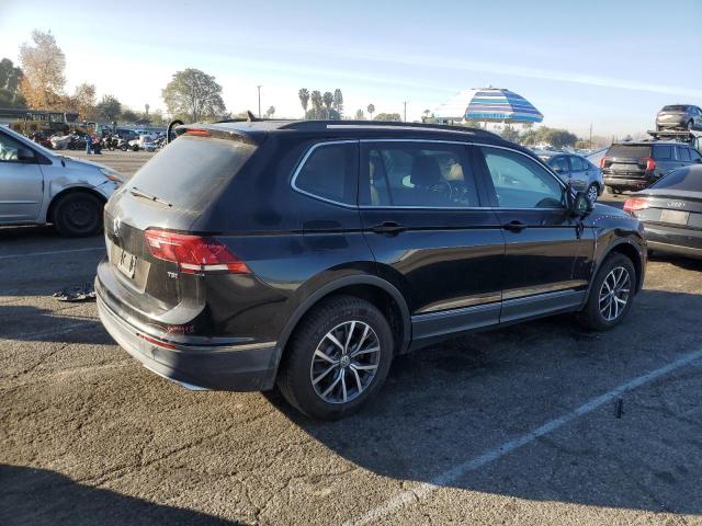  VOLKSWAGEN TIGUAN 2018 Черный
