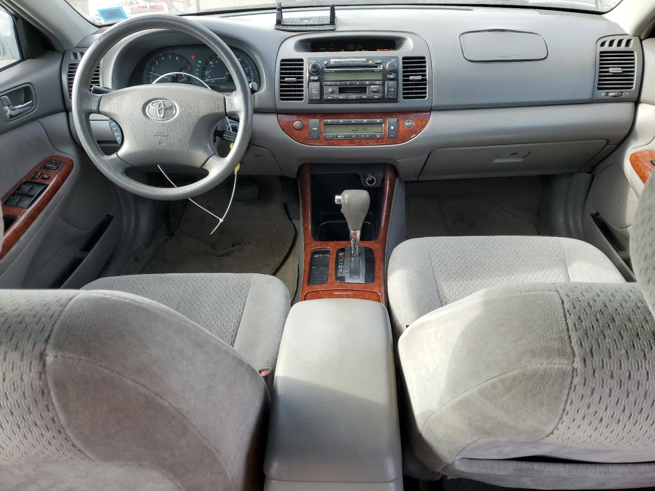 2003 Toyota Camry - Image 8