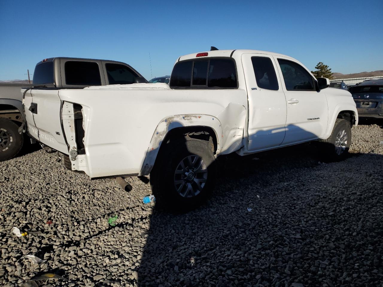 2019 Toyota Tacoma - Image 3