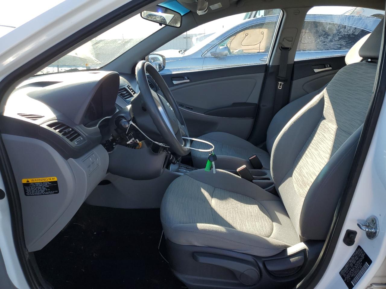 2015 Hyundai Accent - Image 7