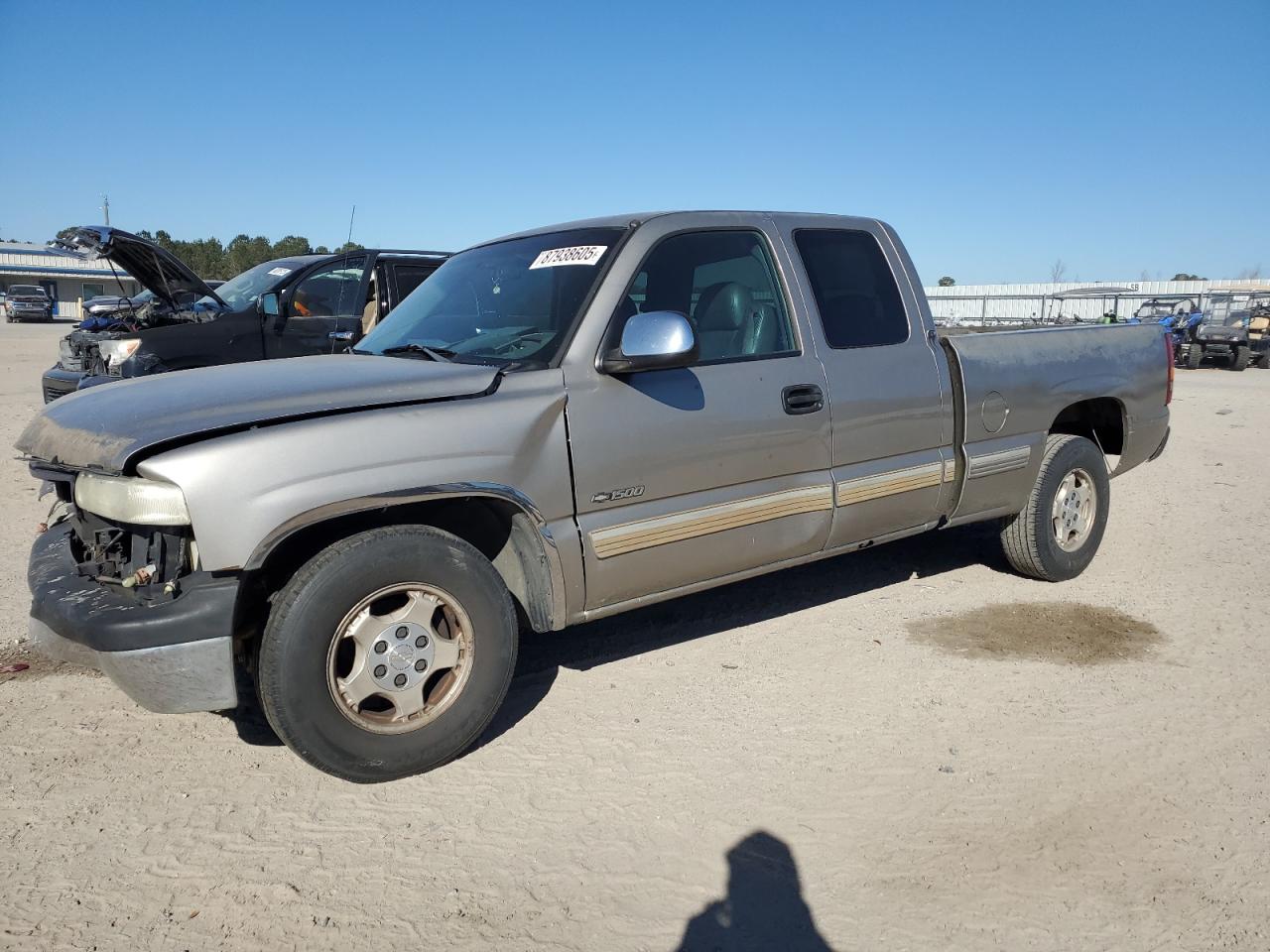 2001 Chevrolet Silverado - Image 1
