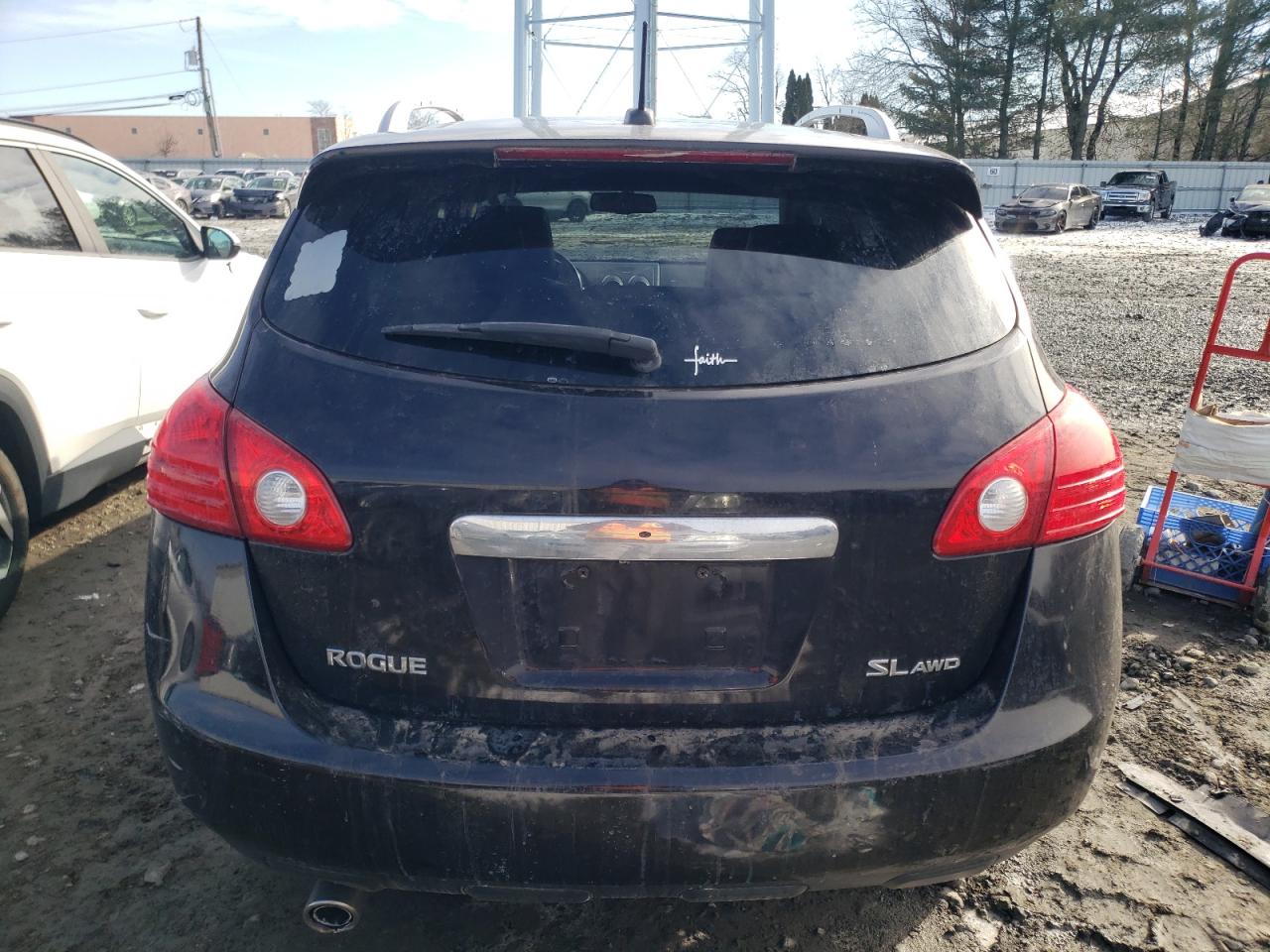 2011 Nissan Rogue - Image 6
