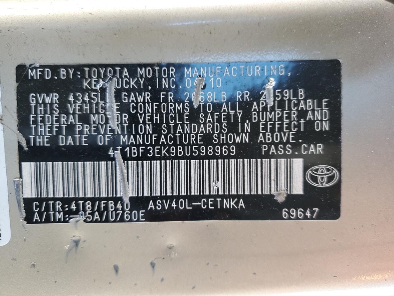 2011 Toyota Camry - Image 12