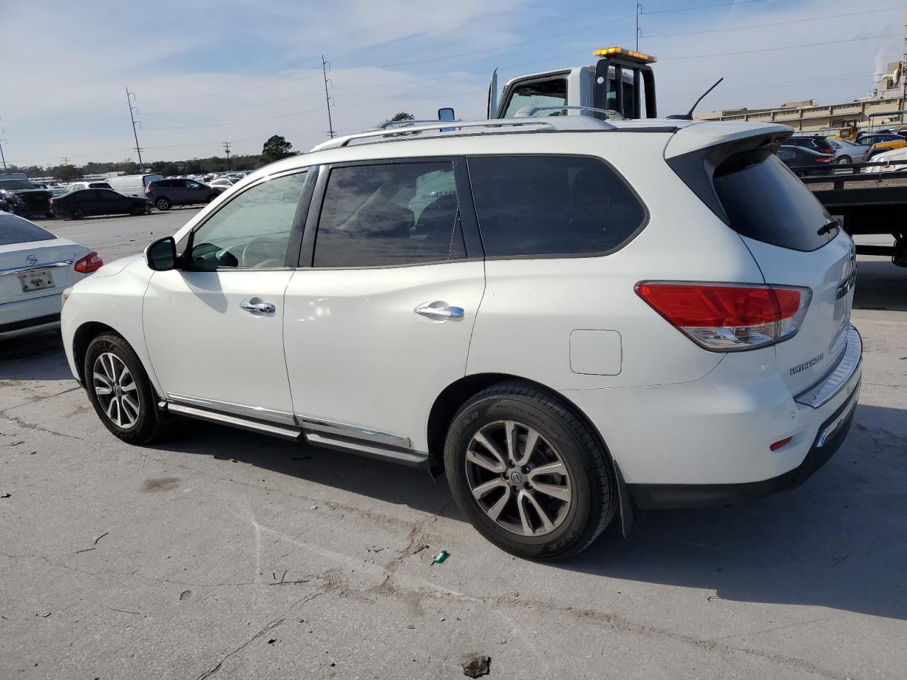 VIN 5N1AR2MN7EC710512 2014 NISSAN PATHFINDER no.2