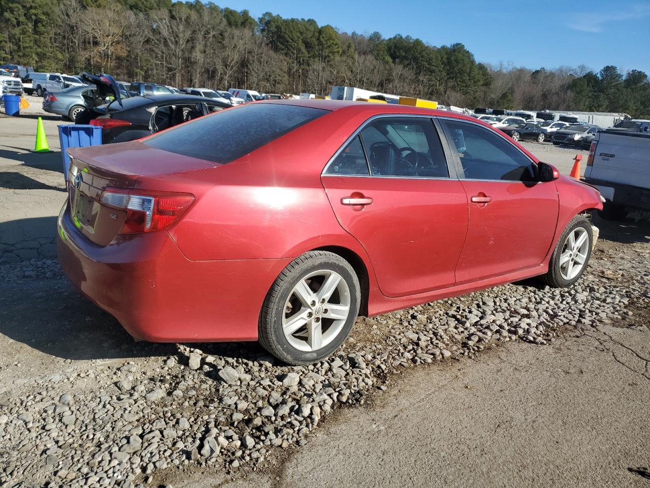 2014 Toyota Camry - Image 3