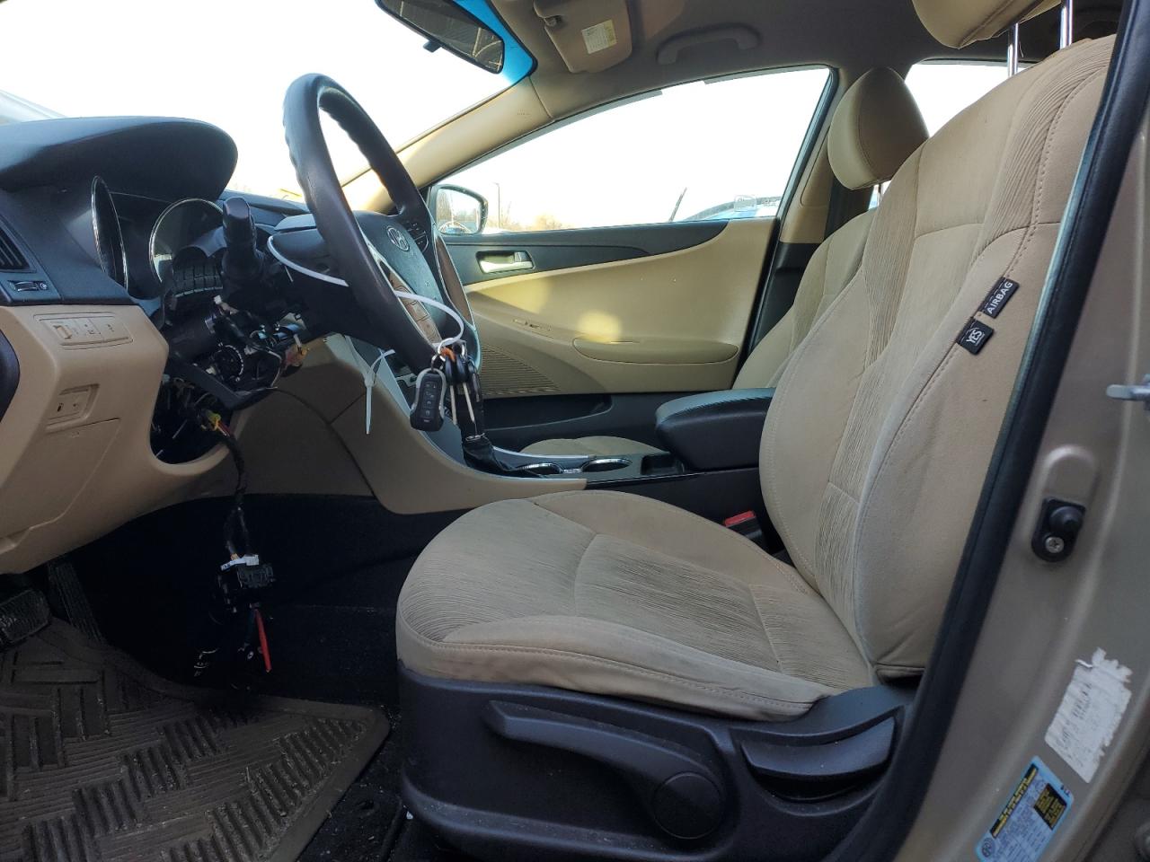 2011 Hyundai Sonata - Image 7