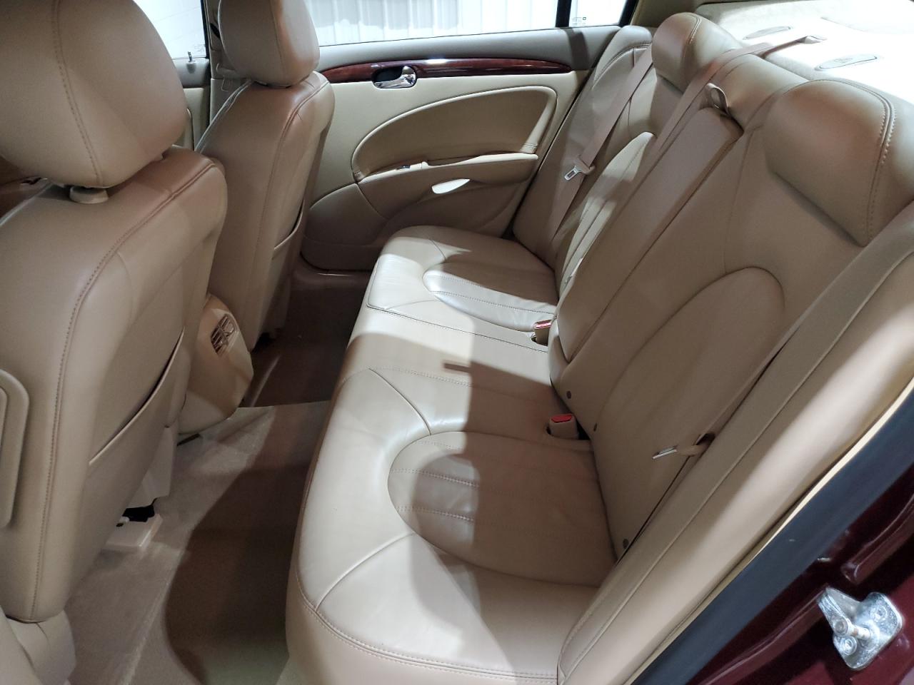 2006 Buick Lucerne - Image 10