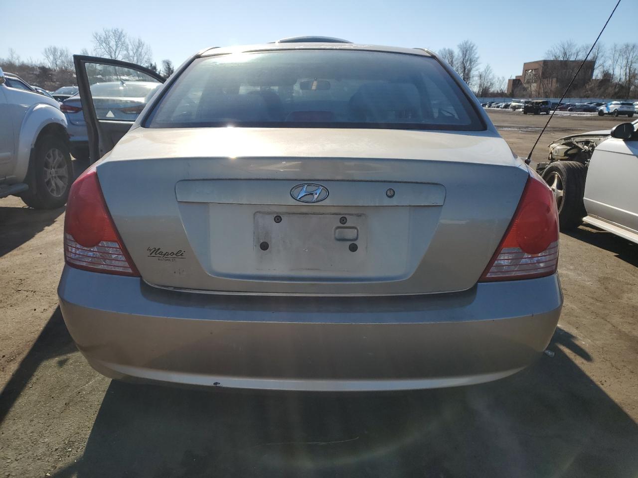 2006 Hyundai Elantra - Image 6