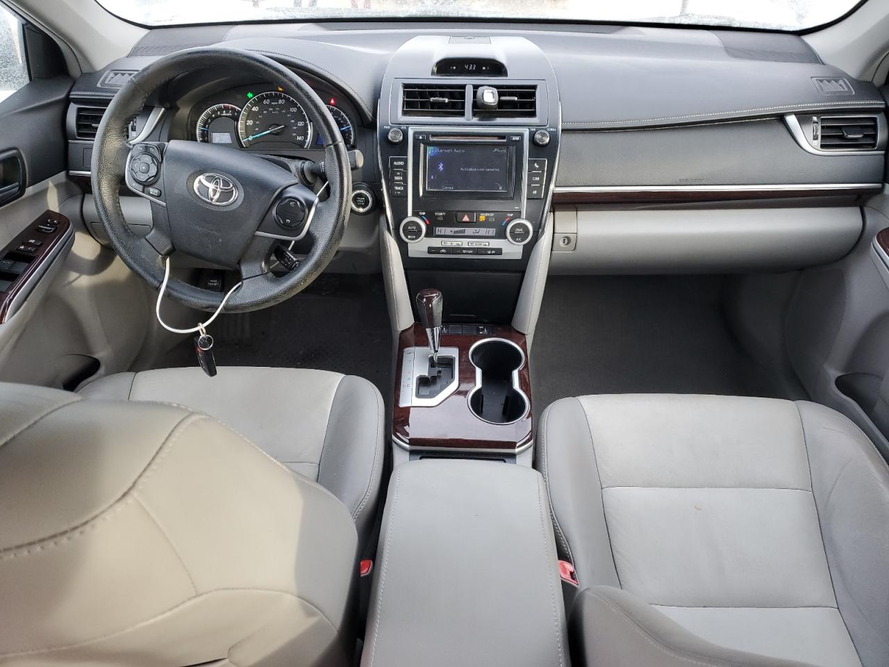 2012 Toyota Camry - Image 8