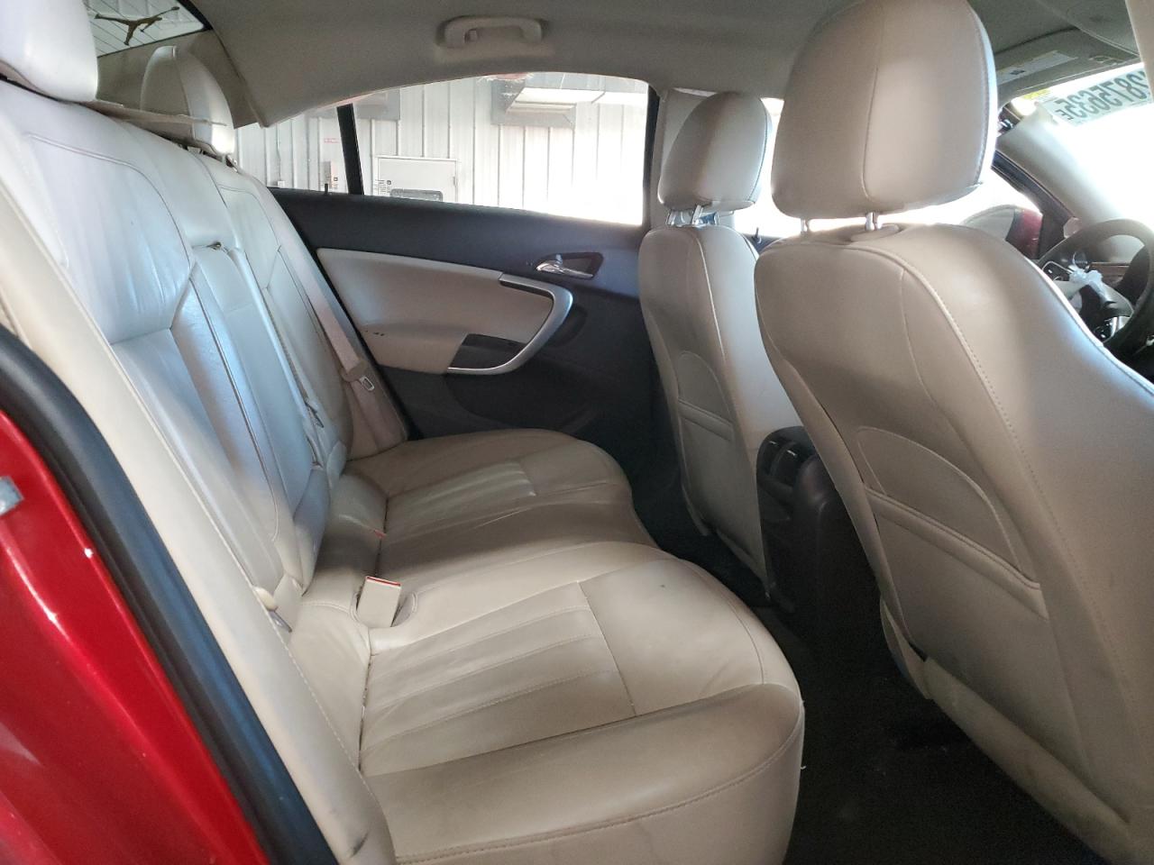 2015 Buick Regal - Image 10