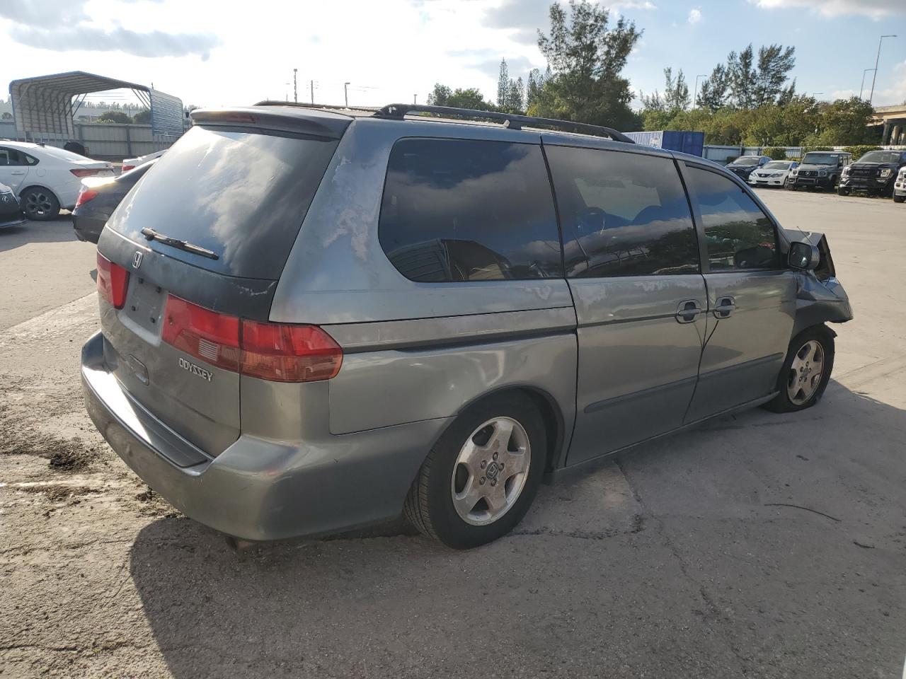 2001 Honda Odyssey - Image 3