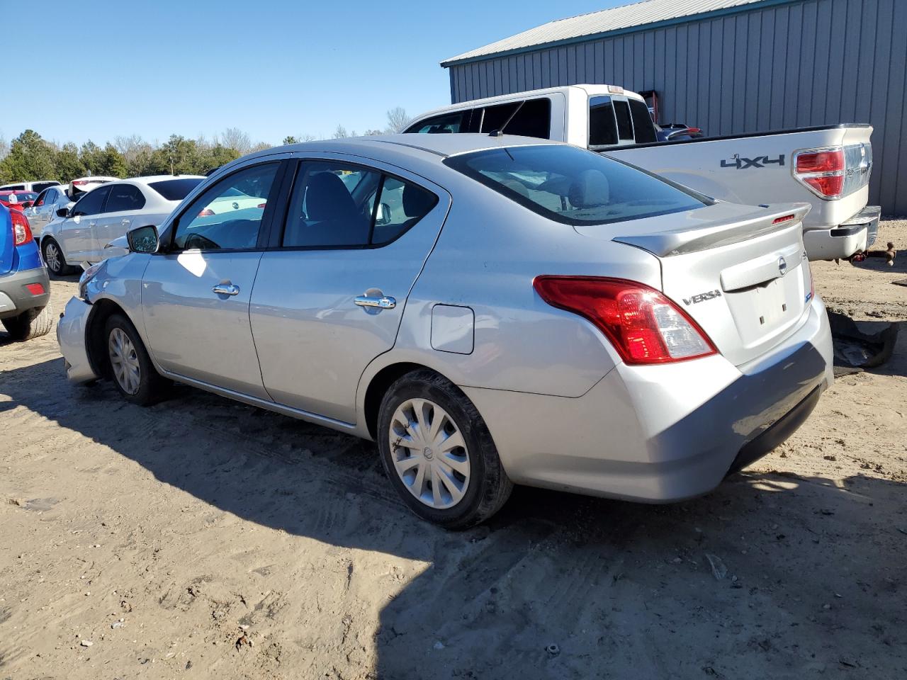 VIN 3N1CN7AP7GL880472 2016 NISSAN VERSA no.2