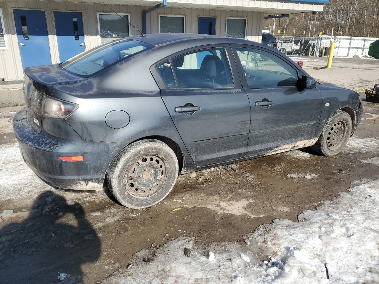 2009 Mazda 3 - Image 3