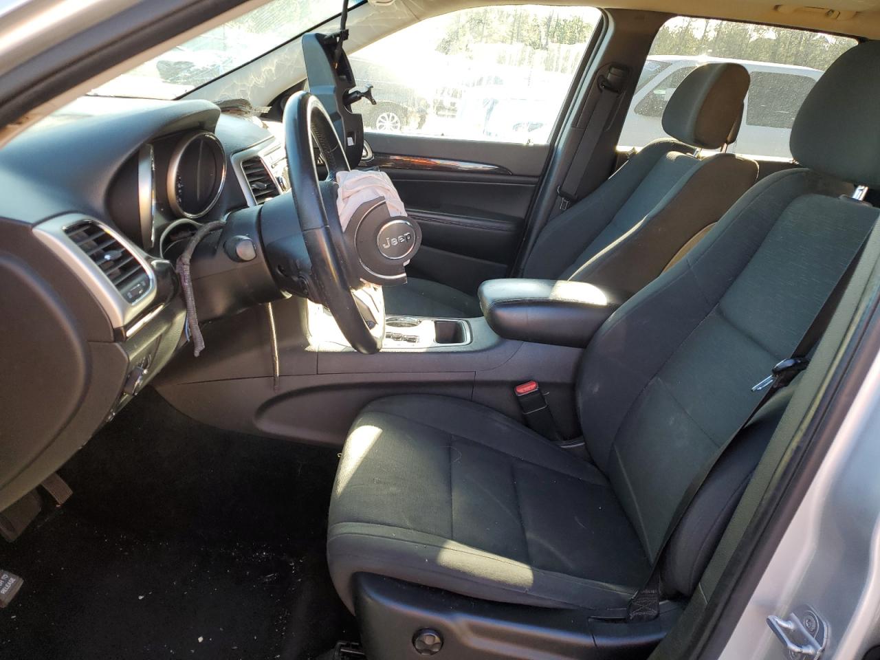 2013 Jeep Grand Cherokee - Image 7