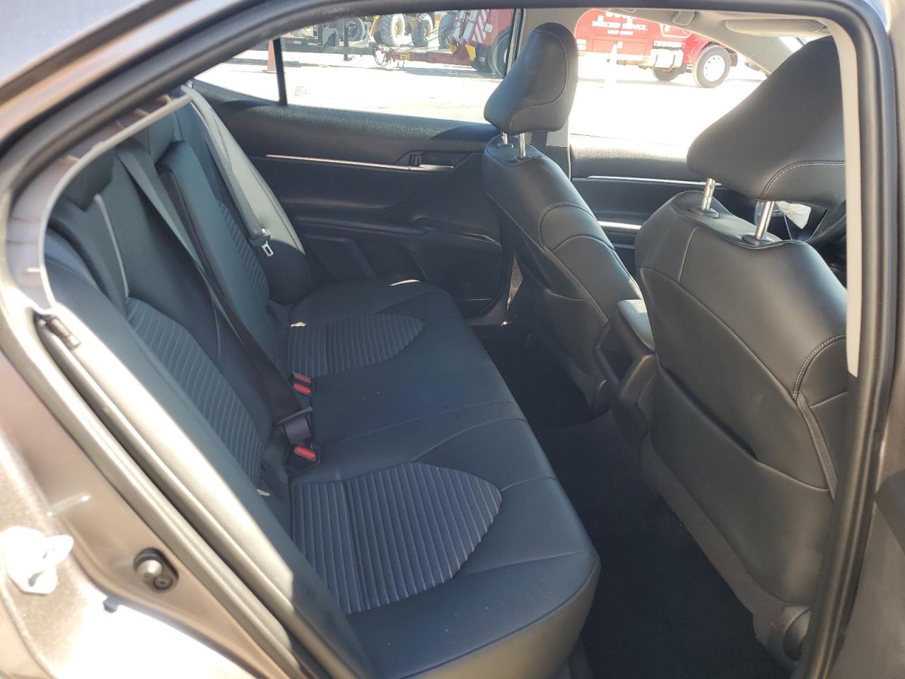 2022 Toyota Camry - Image 11