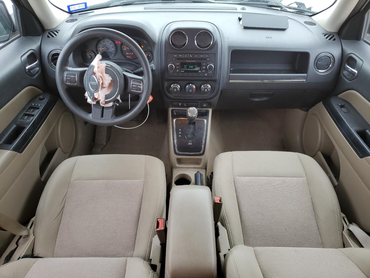 2016 Jeep Liberty (Patriot) - Image 8