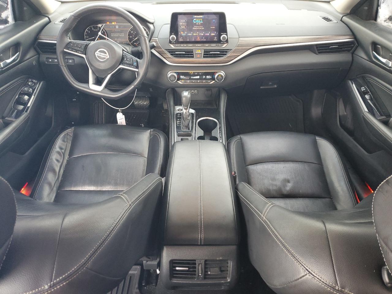 2020 Nissan Altima - Image 8