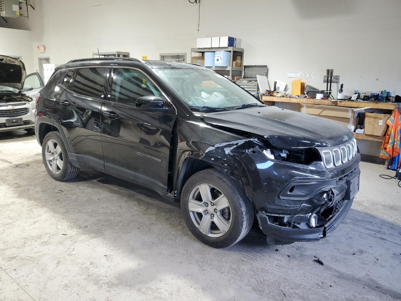 2022 Jeep Compass - Image 4