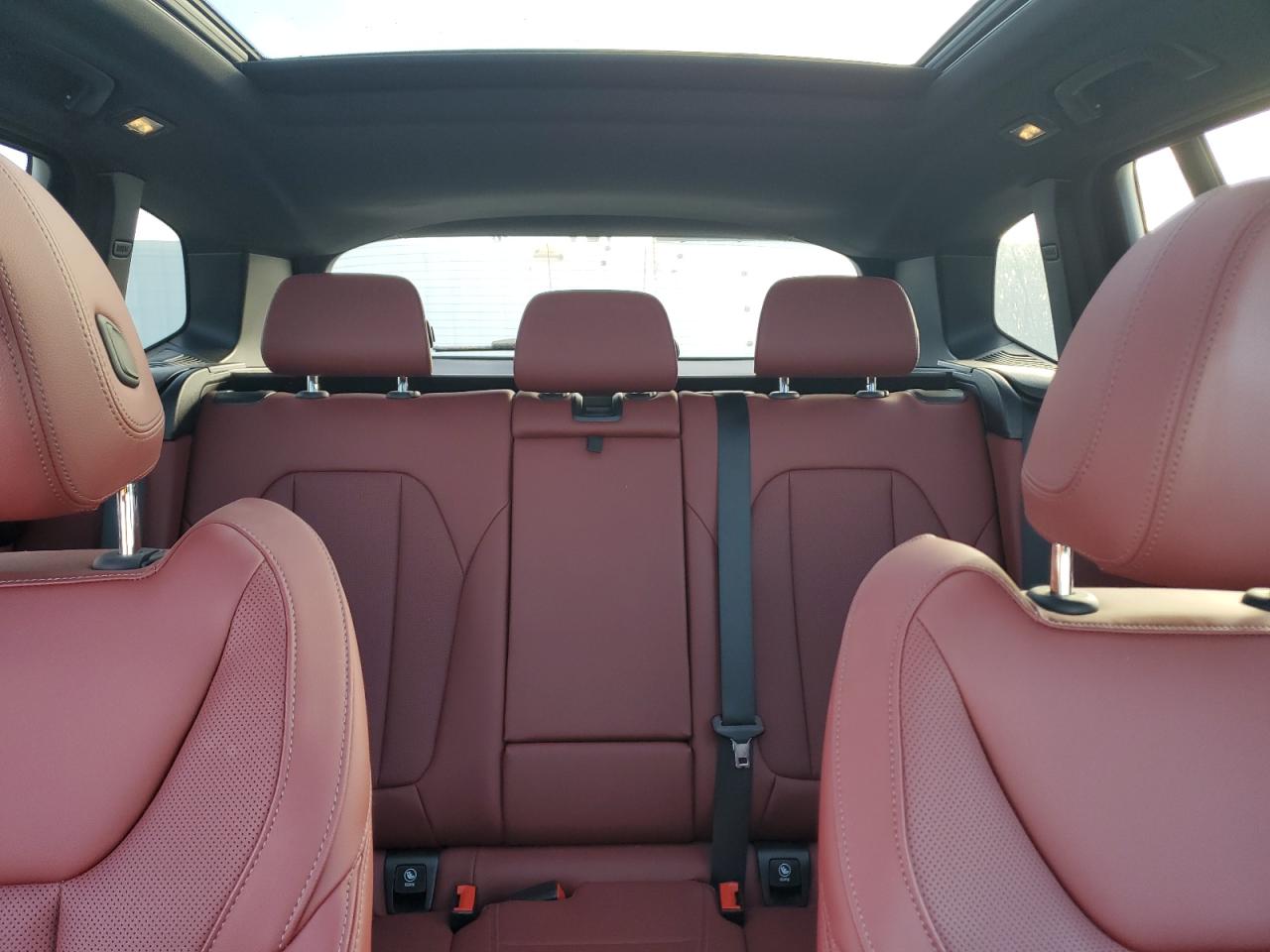 2022 BMW X3 - Image 10
