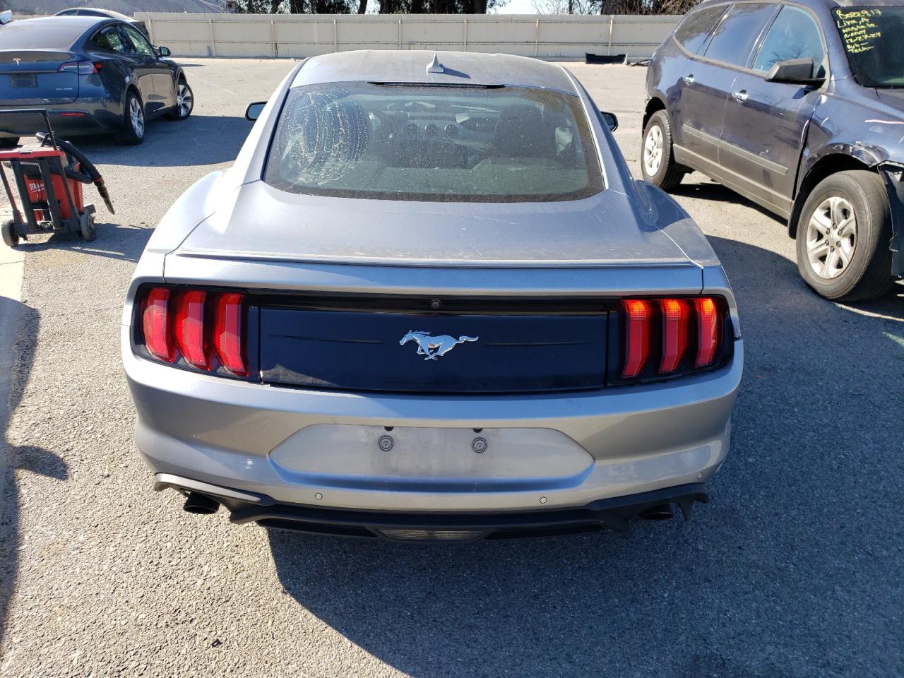 2022 Ford Mustang - Image 6
