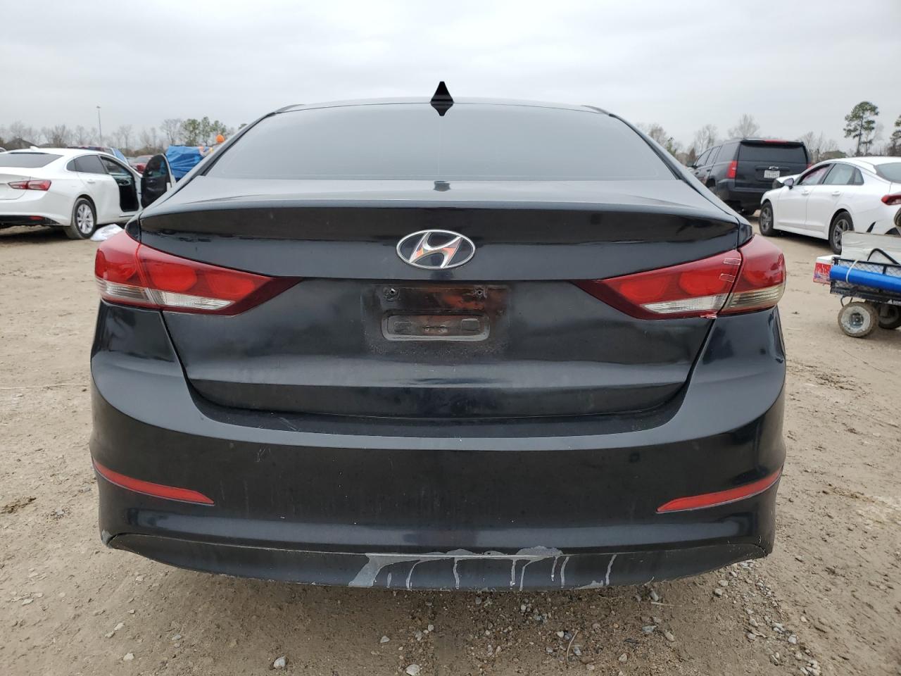 2017 Hyundai Elantra - Image 6