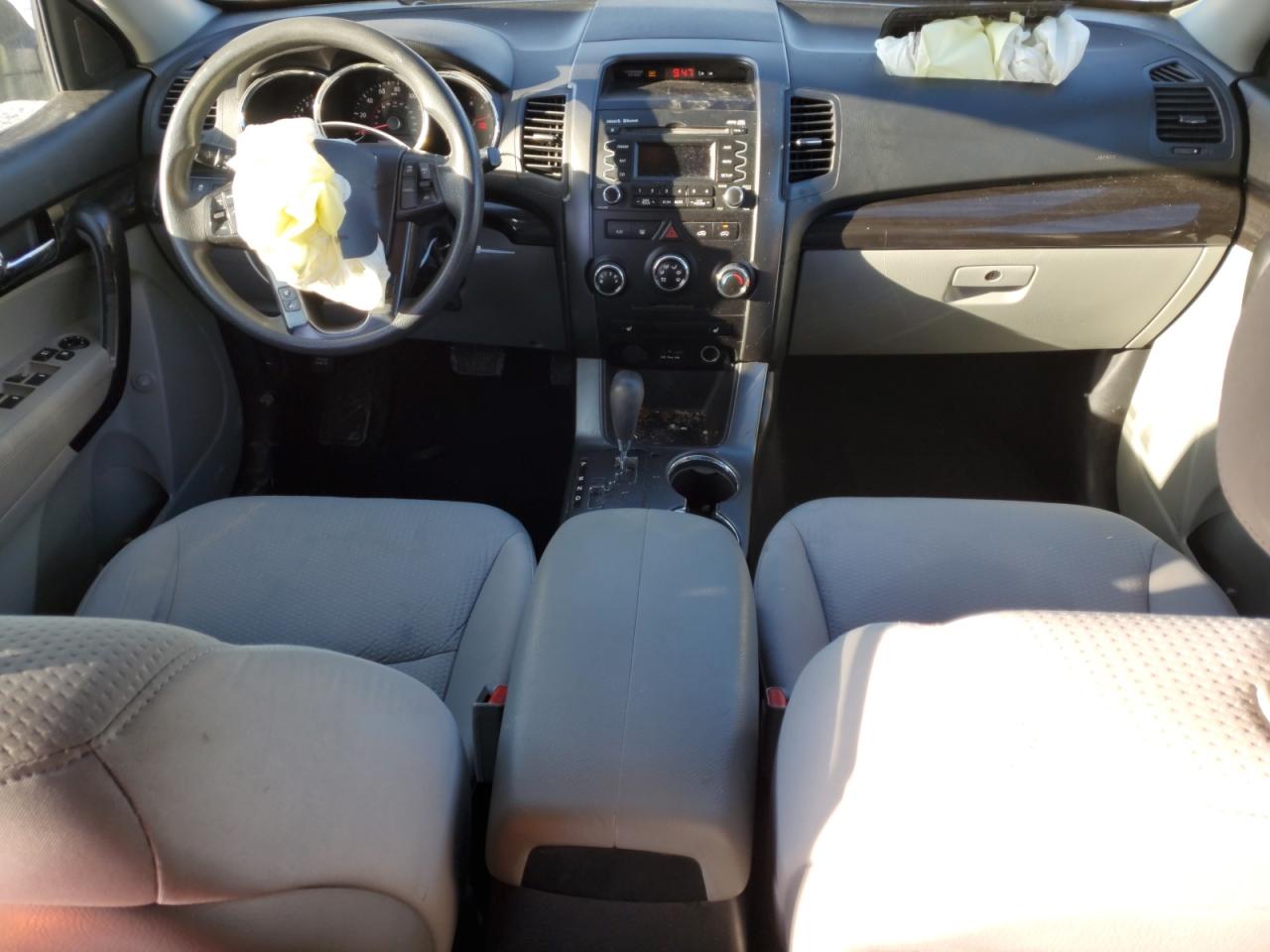 2011 Kia Sorento - Image 8