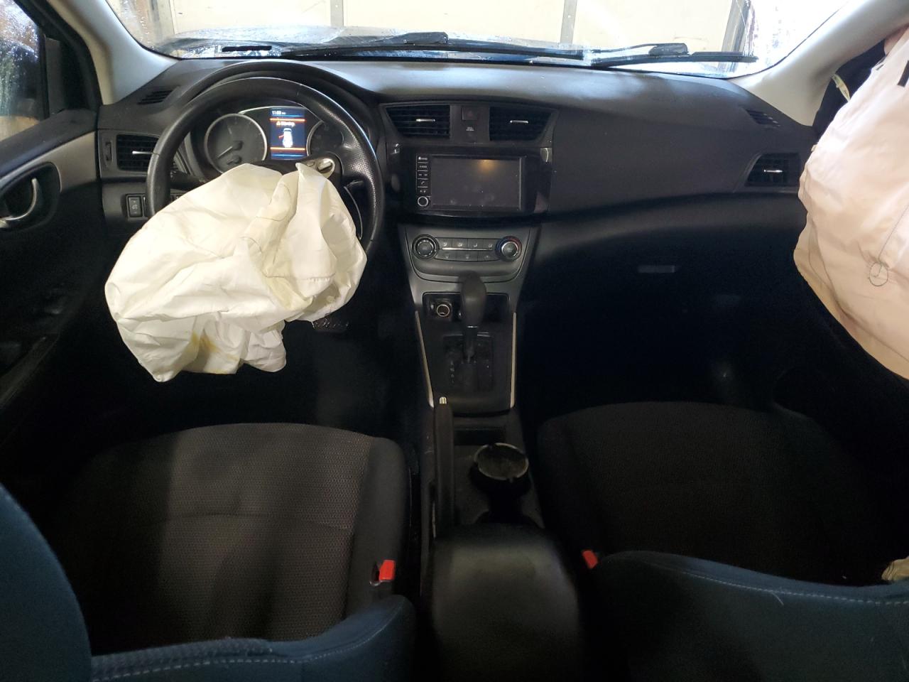 2019 Nissan Sentra - Image 8
