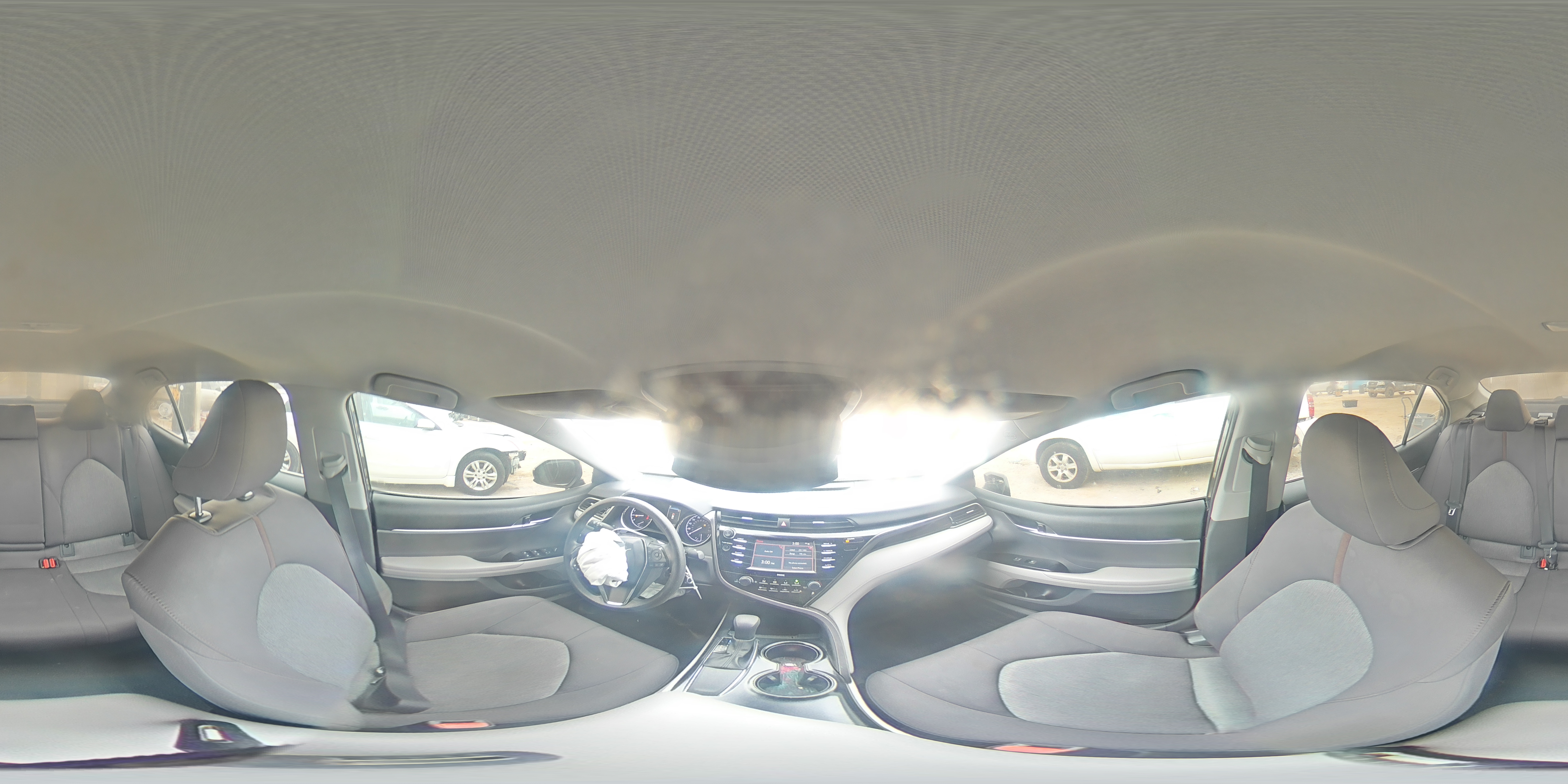 2020 Toyota Camry - Image 14
