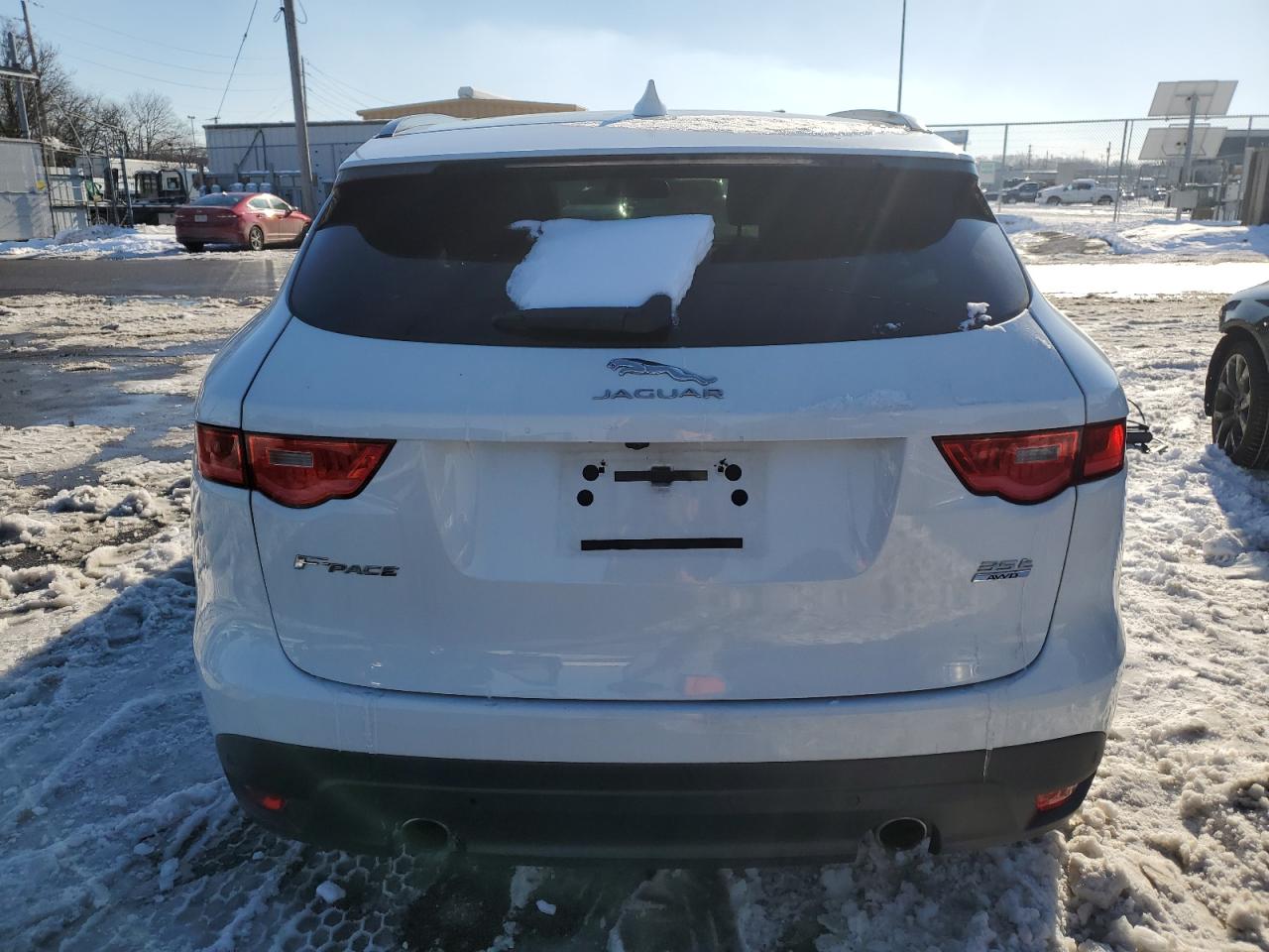 VIN SADCJ2BV1HA085231 2017 JAGUAR F-PACE no.6