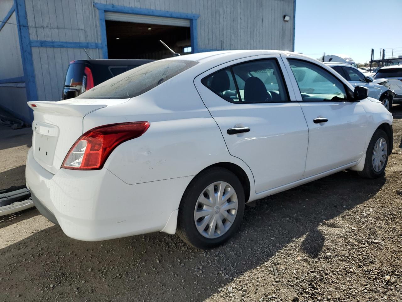 2019 Nissan Versa - Image 3