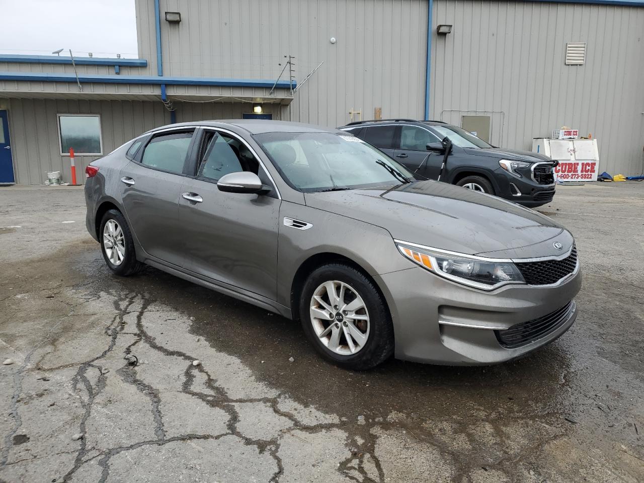2016 Kia Optima - Image 4