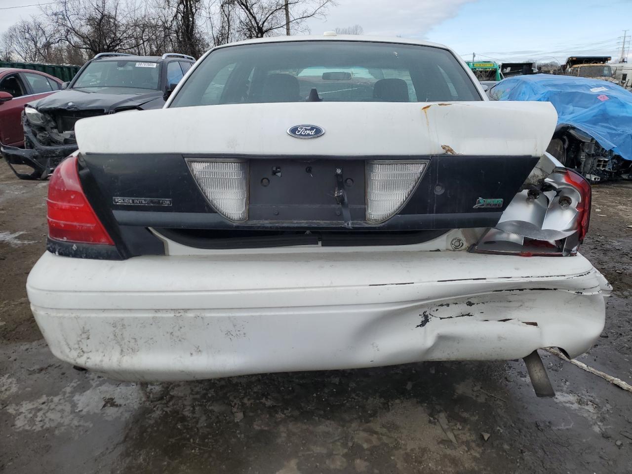 2007 Ford Crown Victoria - Image 6