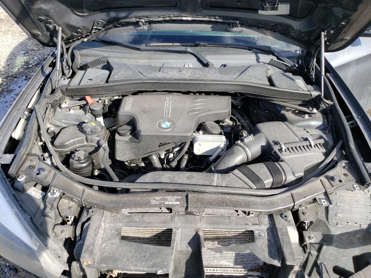 2015 BMW X1 - Image 12