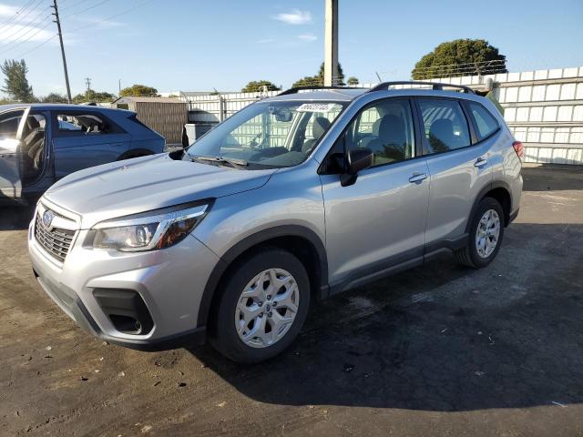  SUBARU FORESTER 2019 Srebrny