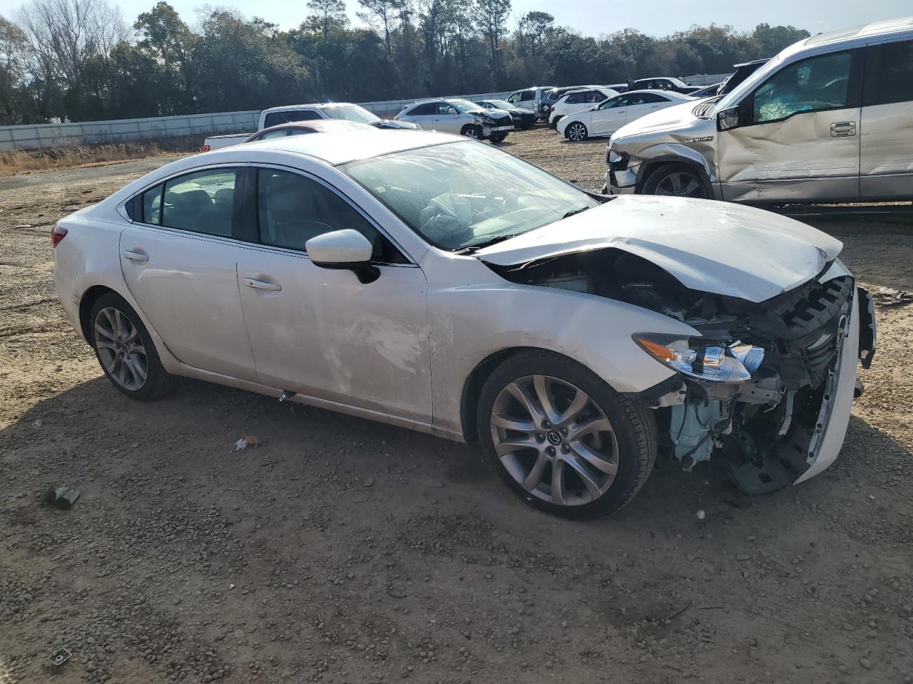 2017 Mazda 6 - Image 4