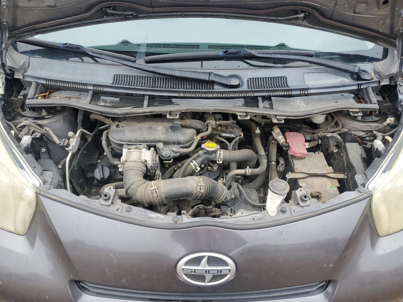 2013 Toyota iQ - Image 12