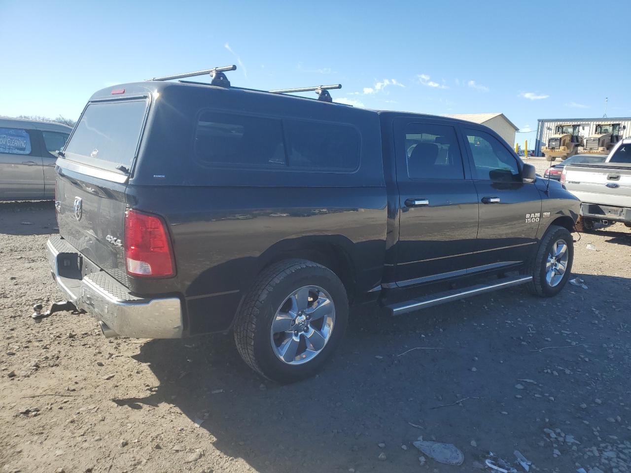 2017 RAM 1500 - Image 3