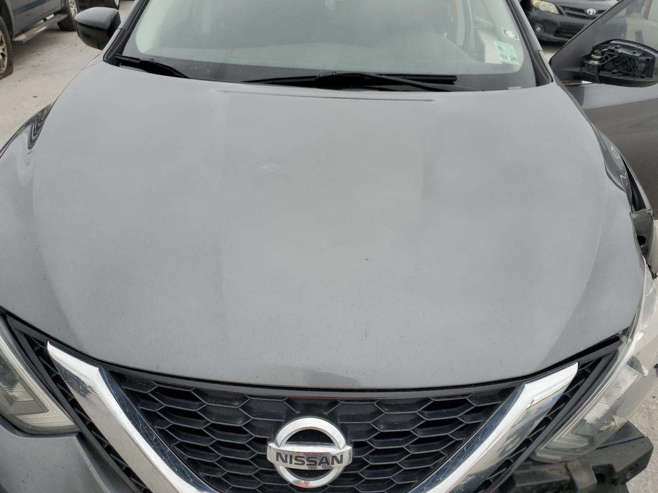 2018 Nissan Sentra - Image 12