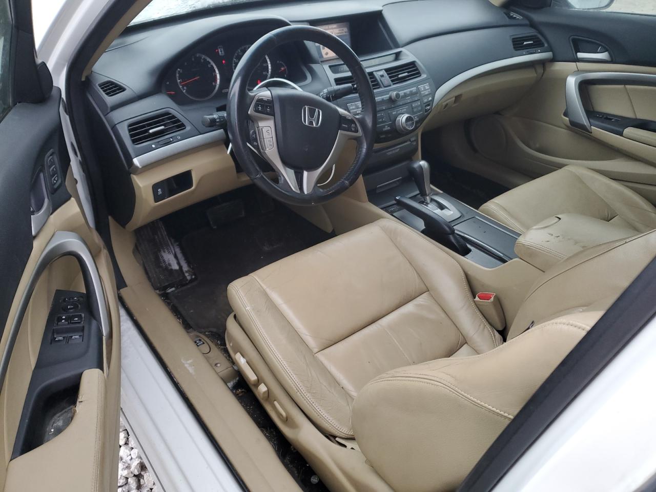 2012 Honda Accord - Image 8