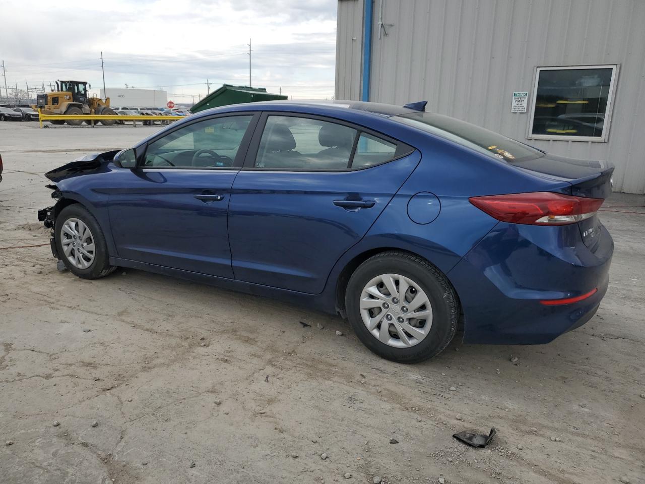 2018 Hyundai Elantra - Image 2