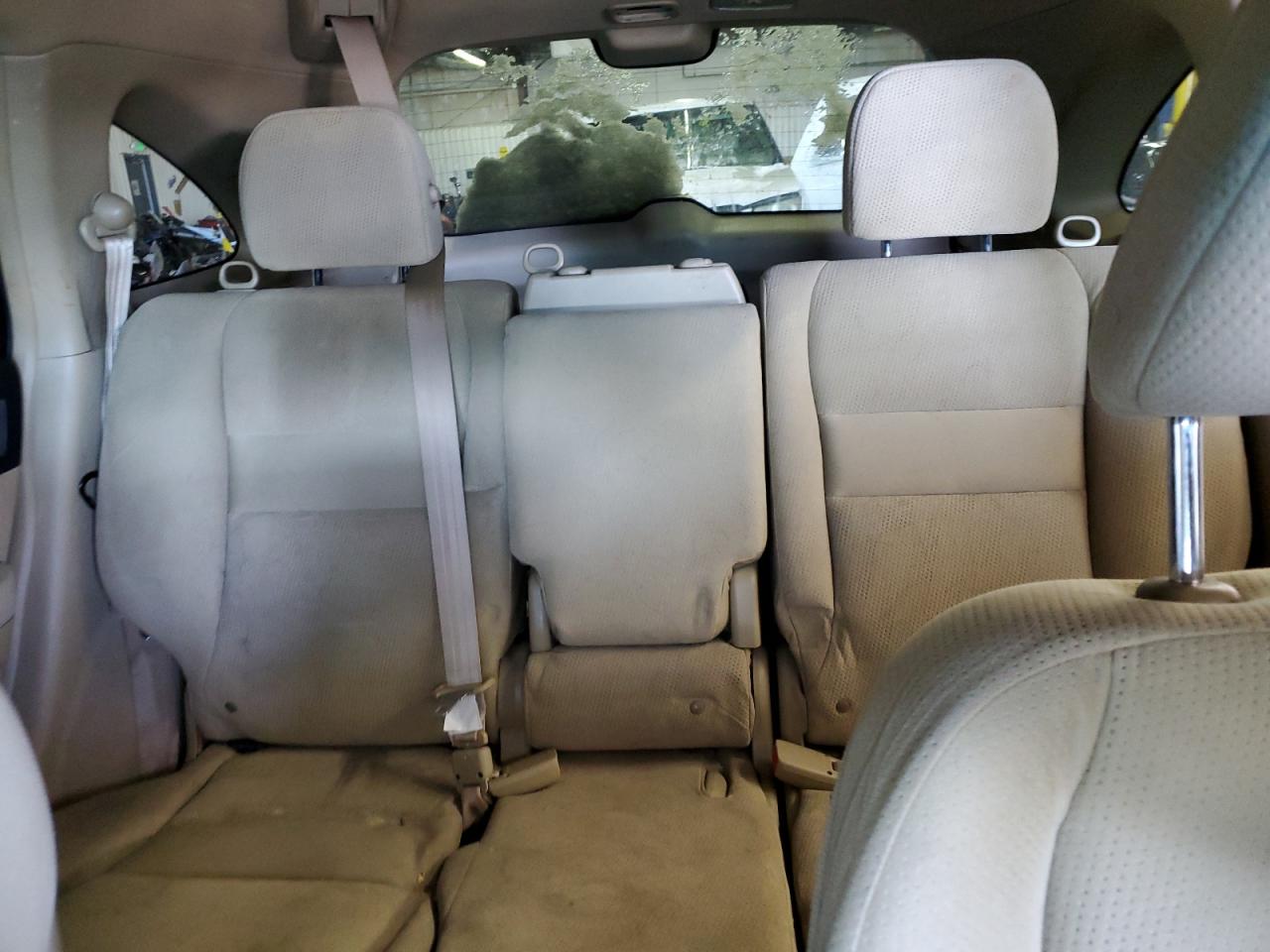 2010 Honda CR-V - Image 10